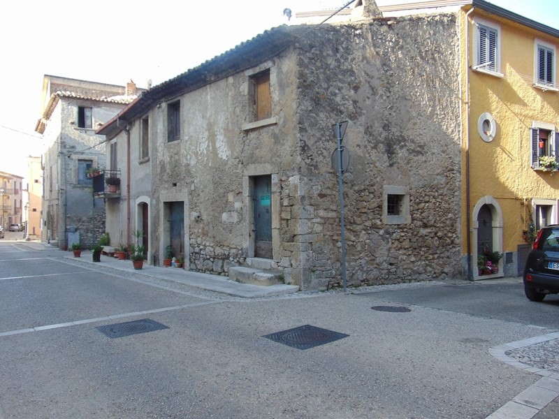 Casa Indipendente in Vendita a Cerreto Sannita, zona VIA TELESINA, 45'000€