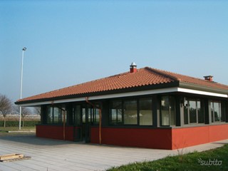 Immobile commerciale in Vendita a Badia Polesine, zona uscita ca' giovanelli ss434, 300 m²