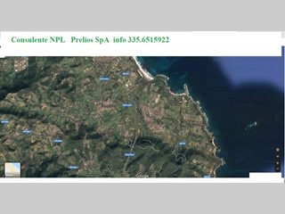 Immobile commerciale in Vendita a Budoni, 368'000€