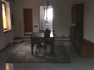 Appartamento in Vendita a Casole d'Elsa, 130'000€, 97 m²