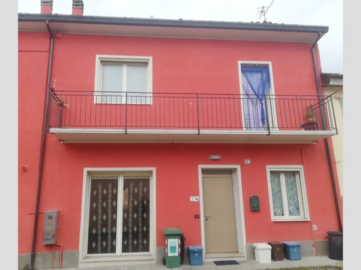 Appartamento in Vendita a Gonzaga, 55'000€, 113 m²