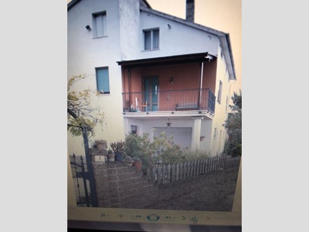 Casa Indipendente in Vendita a Ascoli Piceno, zona Montalto delle Marche, 105'000€, 100 m²