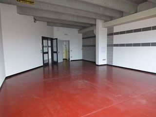 Laboratorio in Affitto a Camisano Vicentino, 290€, 73 m²