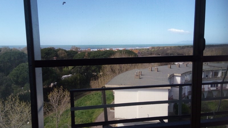 Attico in Vendita a Montalto di Castro, zona Piazzale Umbria, 110'000€, 70 m², arredato