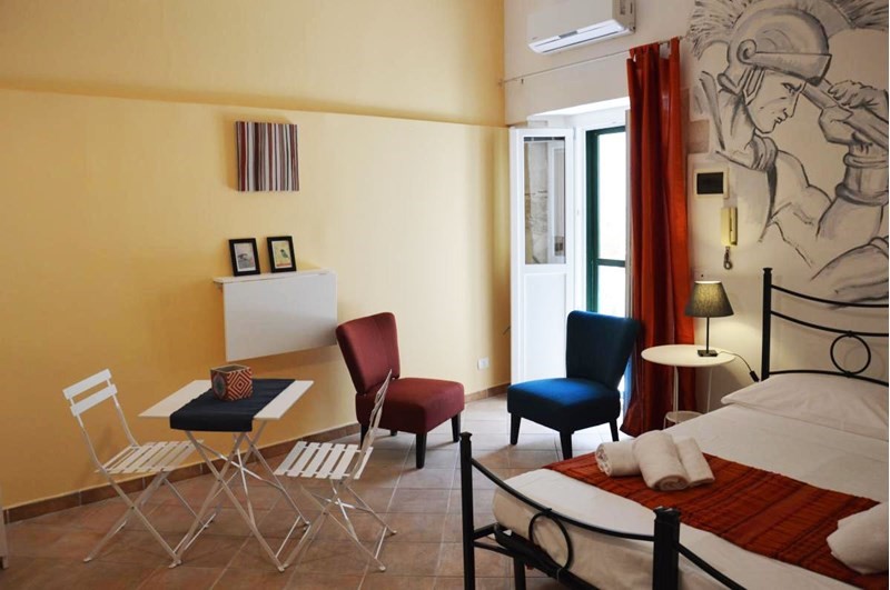 Appartamento in Vendita a Siracusa, zona Ortigia, 600'000&euro;, 350 m², arredato