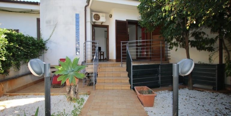 Casa Indipendente in Affitto a Palermo, zona mondello, 800€, 80 m², arredato