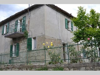 Casale in Vendita a Novafeltria, zona località Miniera, 55'000€, 100 m²