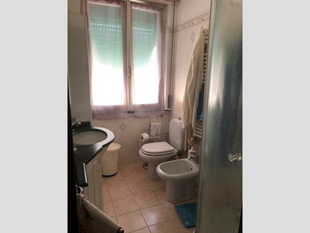 Appartamento in Vendita a Carrara, zona Carrara, 135'000€, 100 m²