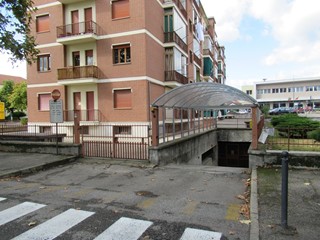 Box in Affitto a Asti, zona Pilone, 12 m²