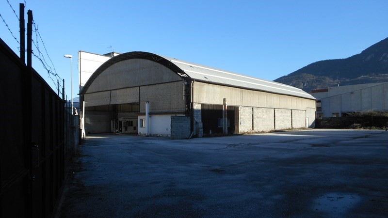 Capannone in Affitto a Trento, zona via del Commercio 61, 4'300€, 1000 m²