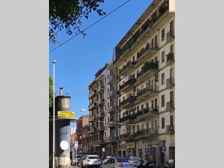 Appartamento in Vendita a Cagliari, zona Centro, 285'000&euro;, 180 m²