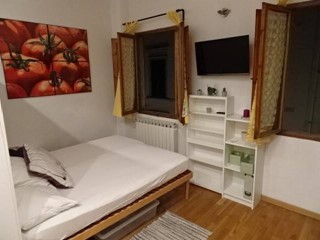 Appartamento in Affitto a Firenze, zona Romana, 210€, 28 m²