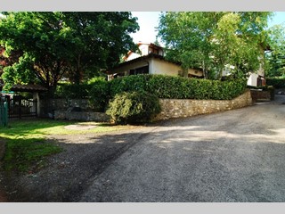 Casa Indipendente in Vendita a Firenzuola, zona Loc. La Selva, 215'000€, 135 m², con Box