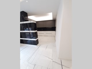 Quadrilocale in Vendita a Uzzano, zona Residenziale , 100'000€, 65 m²