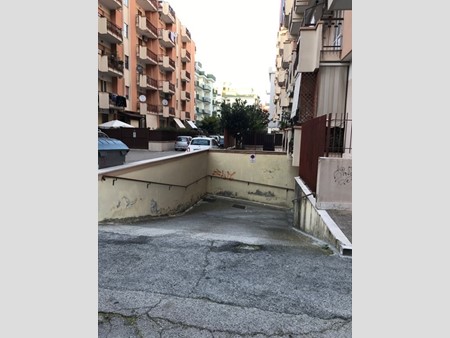 Box in Vendita a Trani, zona Via Bernini, 3, 35'000€, 36 m²