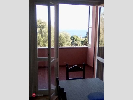 Appartamento in Vendita a Arenzano, zona Arenzano, 345'000€, 125 m²