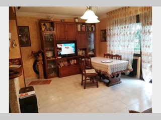 Trilocale in Vendita a Desio, zona Ospedale, 139'000€, 90 m²