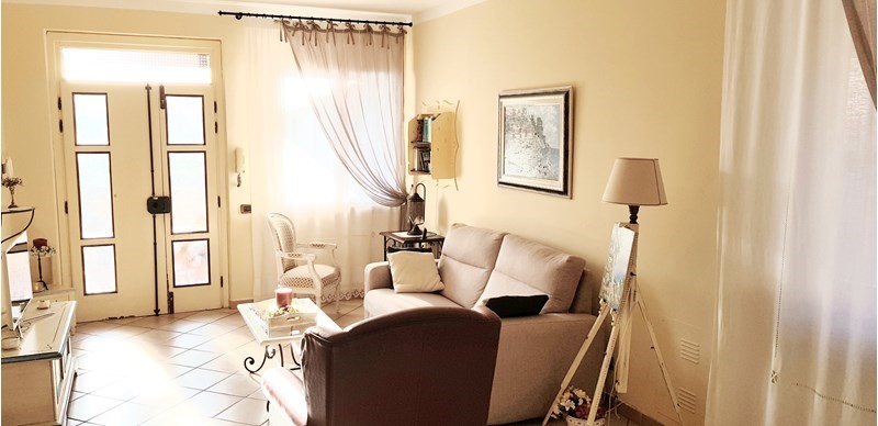 Quadrilocale in Vendita a Castelnuovo Berardenga, zona Quercegrossa, 235'000€, 87 m²