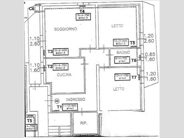 Appartamento in Vendita a Gattatico, zona Centrale , 80'000€, 110 m²