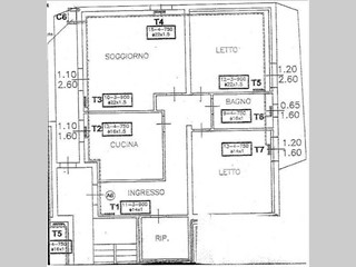Appartamento in Vendita a Gattatico, zona Centrale , 80'000€, 110 m²