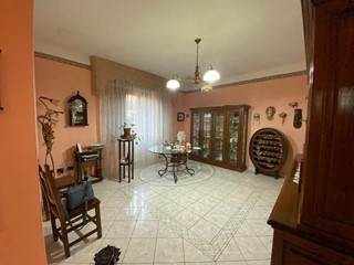 Casa Indipendente in Vendita a Iglesias, 165'000€, 142MQ