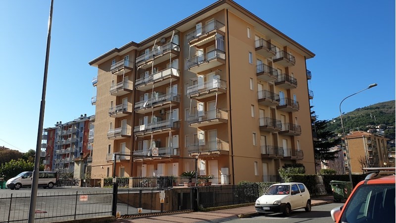 Monolocale in Vendita a Andora, zona via Amerigo Vespucci 30, 95'000€, 30 m²