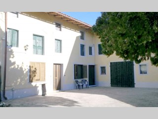 Casa Indipendente in Vendita a Coseano, 89'000€, 240 m²