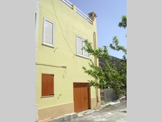Casa Indipendente in Vendita a Oristano, zona Marina di Arbus, località “Guttur'e Flumini “(Sardegna)., 130'000€, 160 m², arredato