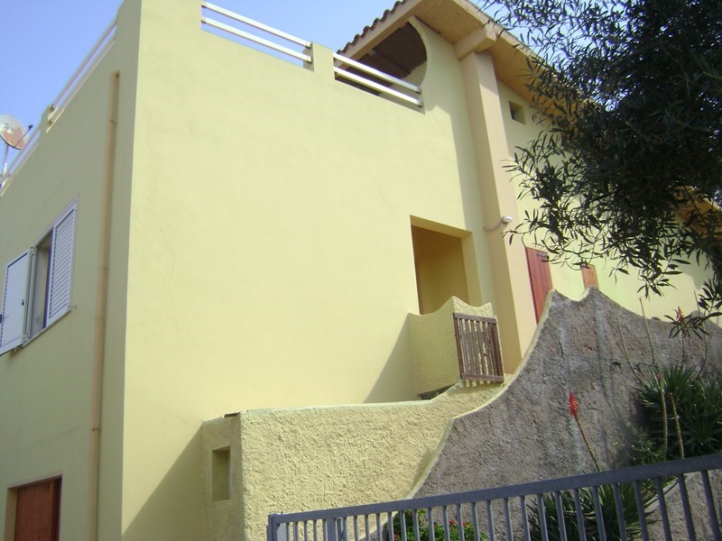 Casa Indipendente in Vendita a Oristano, zona Marina di Arbus, località “Guttur'e Flumini “(Sardegna)., 130'000€, 160 m², arredato