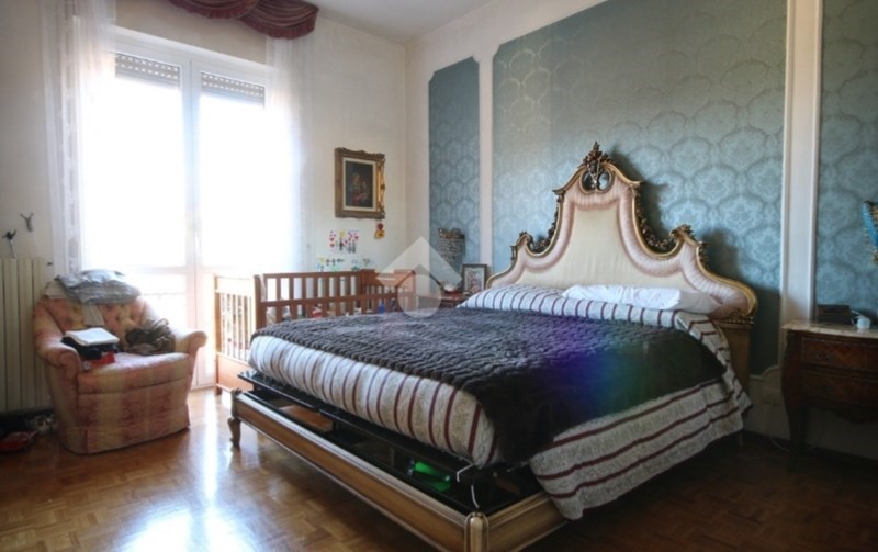 Appartamento in Vendita a Como, zona Monteolimpino, 215'000€, 135 m²