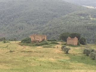 Casale in Vendita a Pomarance, 11'112€, 600 m²