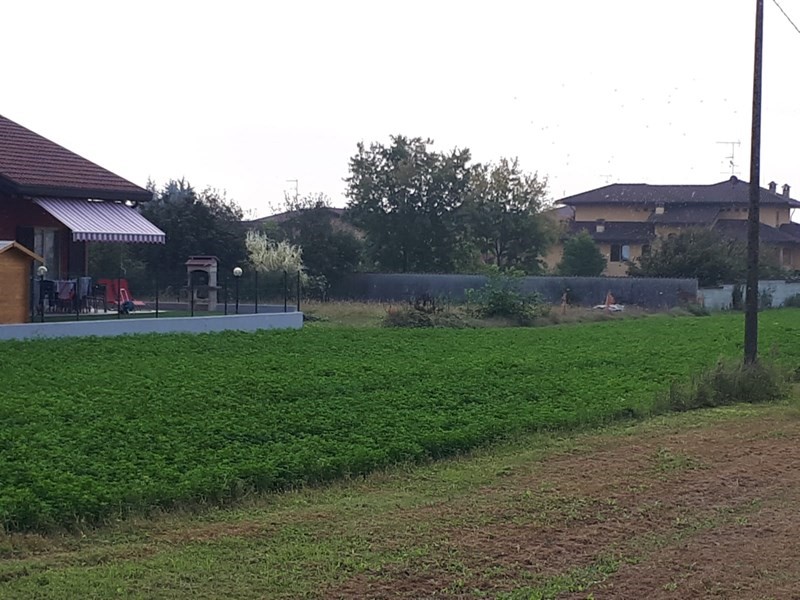 Terreno edificabile in Vendita a Fontaneto d'Agogna, 60'000€, 1007 m²