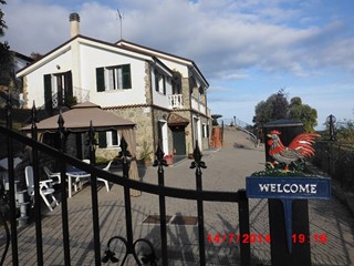 Villa bifamiliare in Affitto a Pompeiana, zona Borgata Conio, 2'500€, 350 m², arredato