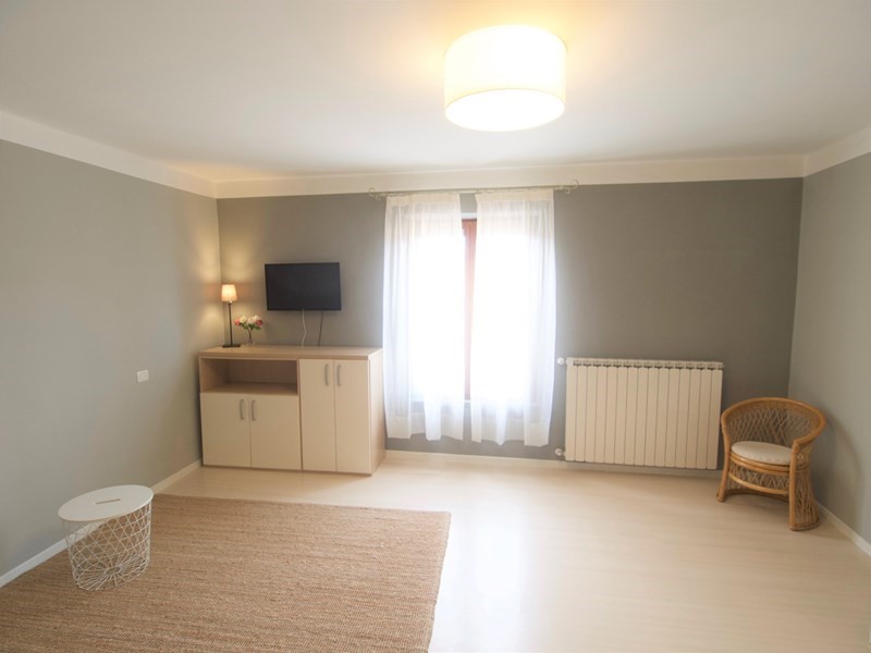 Casa Indipendente in Vendita a Nocera Umbra, zona centro storico , 50'000€, 53 m²