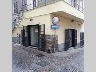 Negozio in Vendita a Lanuvio, zona Centro , 70'000€, 44 m²