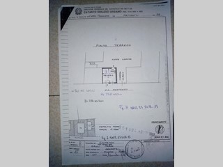 Ufficio in Vendita a Cerro Maggiore, zona In centro, 22'000€, 25 m²