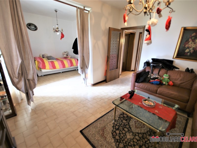 Appartamento in Vendita a Casole d'Elsa, 160'000€, 110 m²