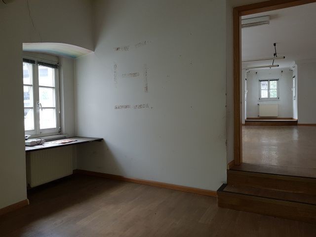 Ufficio in Vendita a Naturno, 170'000€, 100 m²