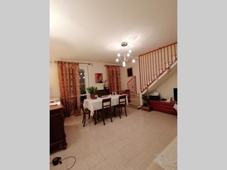 Appartamento in Vendita a Selvazzano Dentro, zona caselle di selvazzano, 138€, 100 m², con Box