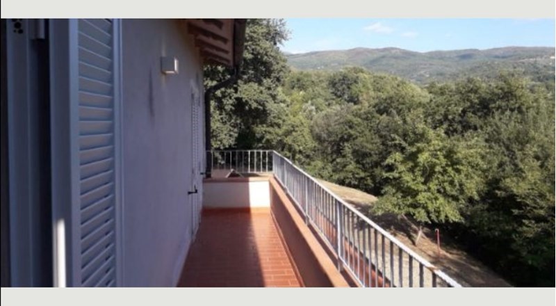 Villa in Vendita a Castelfranco Piandiscò, zona Faella, 259'000€, 110 m²