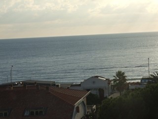 Attico in Vendita a Massa, zona Marina di Massa, 420'000€, 140 m², con Box