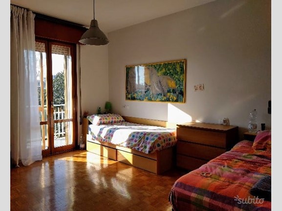 Stanza in Affitto a Padova, zona Santa Rita, 230€, 100 m², arredato, con Box