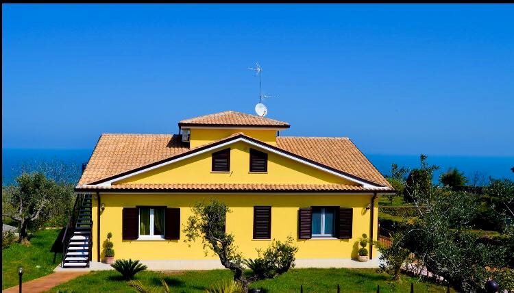 Villa in Vendita a Petacciato, zona centro, 600'000€, 300 m², arredato