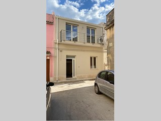 Casa Indipendente in Vendita a Avola, zona zona centrale, 115'000€, 80 m², arredato