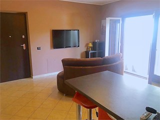 Trilocale in Affitto a Frosinone, zona Via America Latina , 500€, 55 m², arredato