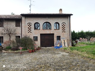 Villa in Affitto a Conselice, 195'000€, 176 m²