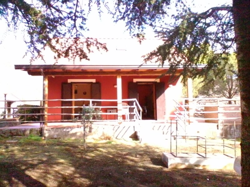 Villa in Vendita a Belpasso, zona CONTRADA SAN LEO, 143'000€, 119 m², arredato