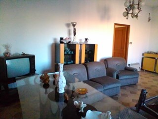 Appartamento in Vendita a Belpasso, zona CENTRALE, 49'000€, 89 m²