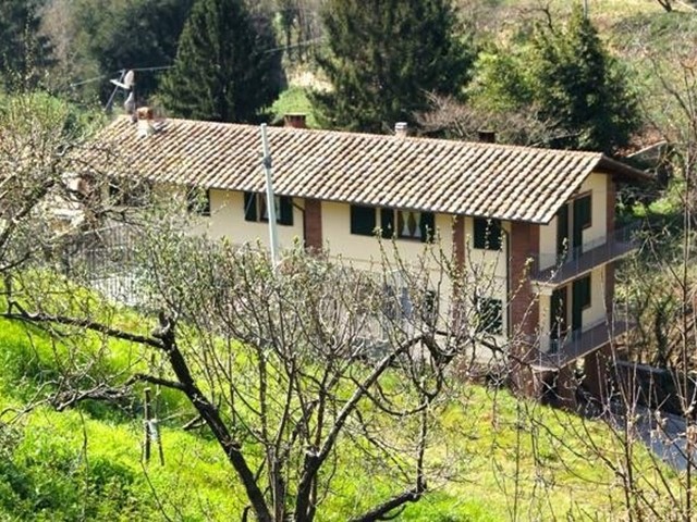Casa di corte in Vendita a San Giuliano Terme, zona Molina di Quosa, 1'350'000€, 800 m², arredato
