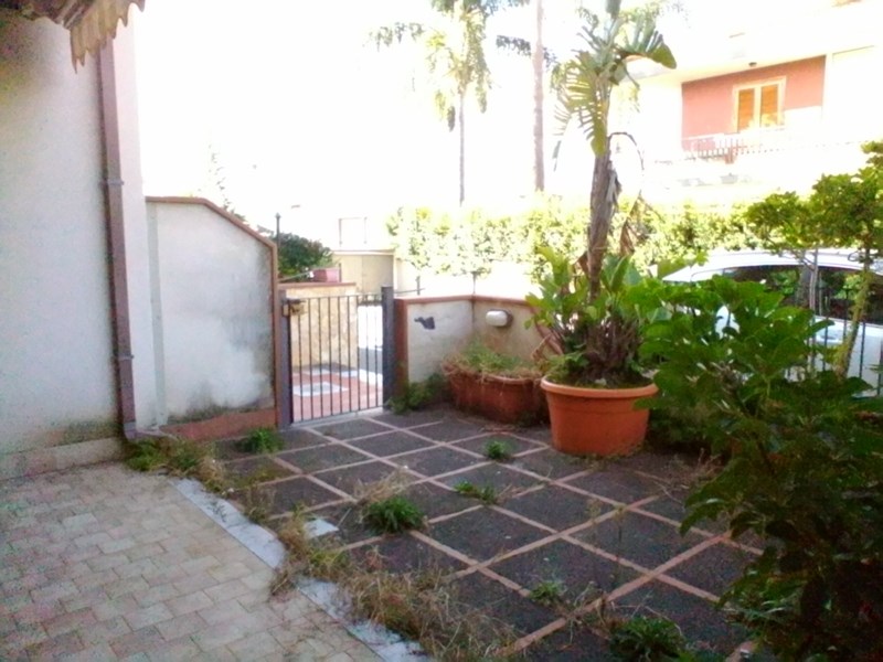 Appartamento in Vendita a Mascali, zona FONDACHELLO, 69'000€, 65 m², arredato